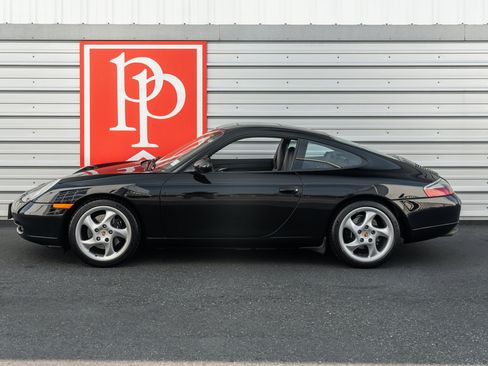 Used 2000 Porsche 911 Carrera RWD image 28