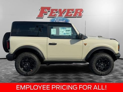 New 2026 Ford Bronco Badlands AWD/4WD image 8