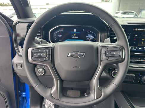 Used 2026 Chevrolet Silverado 1500 ZR2 AWD/4WD image 13