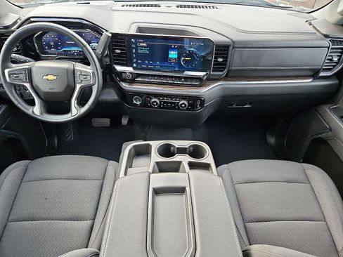 Used 2023 Chevrolet Silverado 1500 LT AWD/4WD image 11