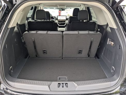 New 2026 Ford Explorer Active RWD image 10