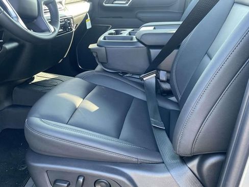 Used 2025 Chevrolet Silverado 2500 LTZ image 14