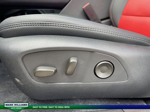 Used 2025 Chevrolet Equinox EV RS image 13