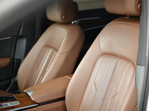 Used 2022 Audi A6 Premium Plus w/ Premium Plus Package image 23