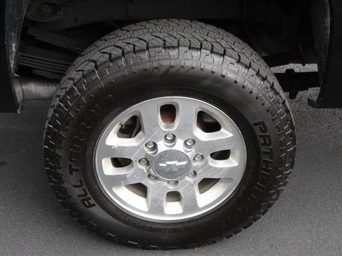 Used 2014 Chevrolet Silverado 3500 LT w/ Interior Plus Package AWD/4WD image 37