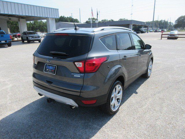 Used 2019 Ford Escape Titanium FWD image 5