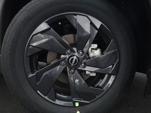 New 2026 Nissan Rogue SV w/ Cold Weather Package AWD/4WD image 3
