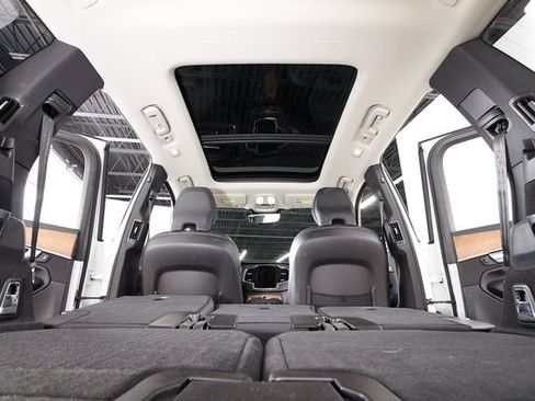 Certified 2024 Volvo XC90 T8 Plus w/ Protection Package Premier AWD/4WD image 31