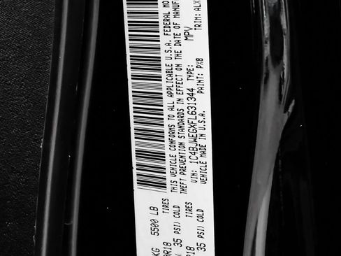 Used 2015 Jeep Wrangler Unlimited Sahara w/ Connectivity Group image 65