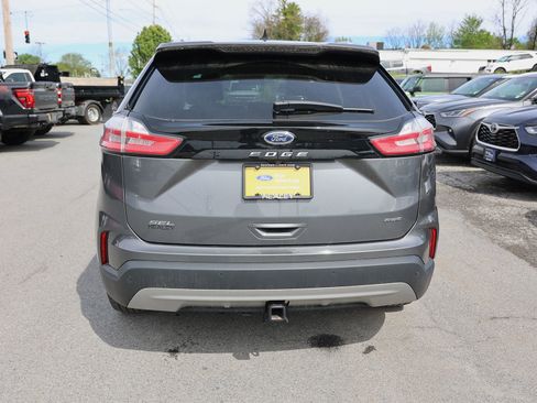 Used 2024 Ford Edge SEL w/ Convenience Package AWD/4WD image 6