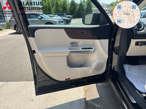 Used 2022 Mercedes-Benz GLB 250 4MATIC w/ Premium Package Lite image 20