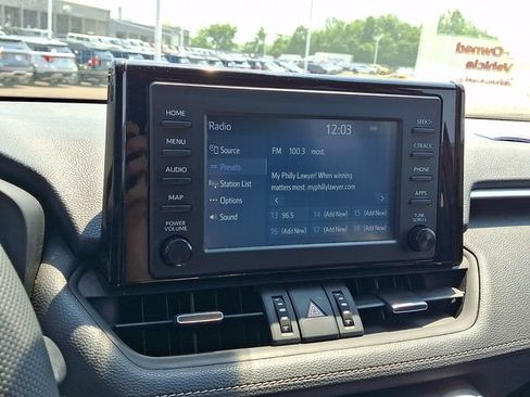 Used 2019 Toyota RAV4 XLE Premium w/ Cold Weather Package AWD/4WD image 17
