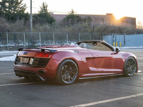 Used 2011 Audi R8 V10 image 10