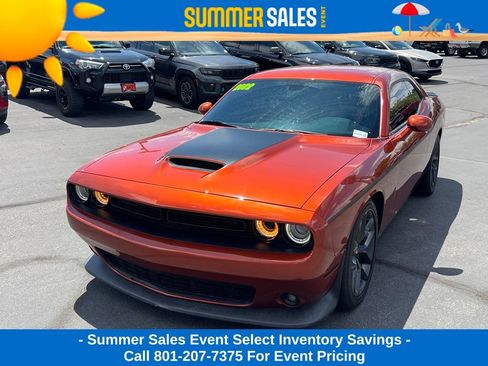 Used 2022 Dodge Challenger GT w/ Blacktop Package RWD image 2