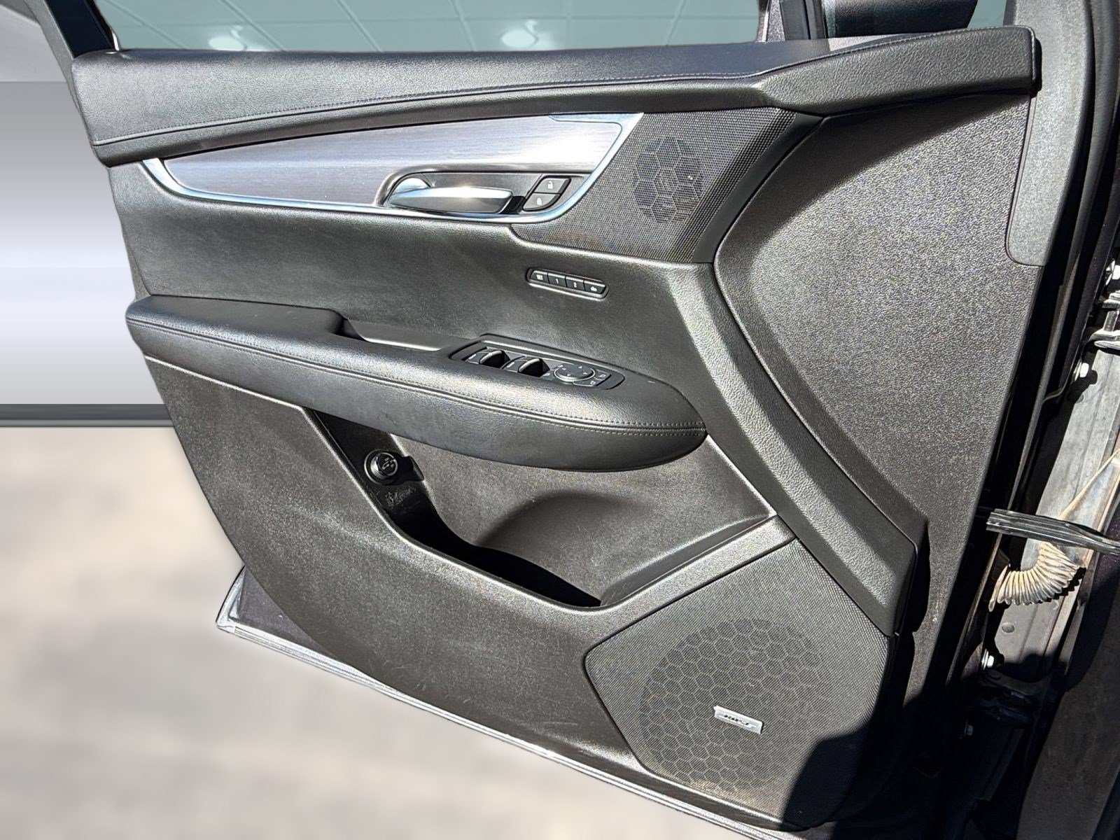 Used 2017 Cadillac XT5 Luxury FWD image 13