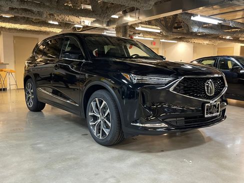 Certified 2023 Acura MDX SH-AWD w/ Technology Package image 4