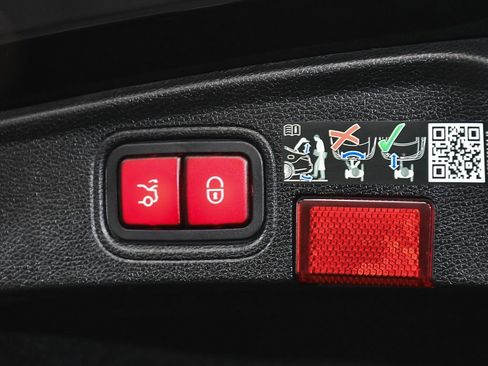 Used 2023 Mercedes-Benz C 43 AMG C 43 AMG image 71