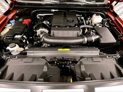 New 2025 Nissan Frontier PRO-4X w/ Pro Premium Package image 11