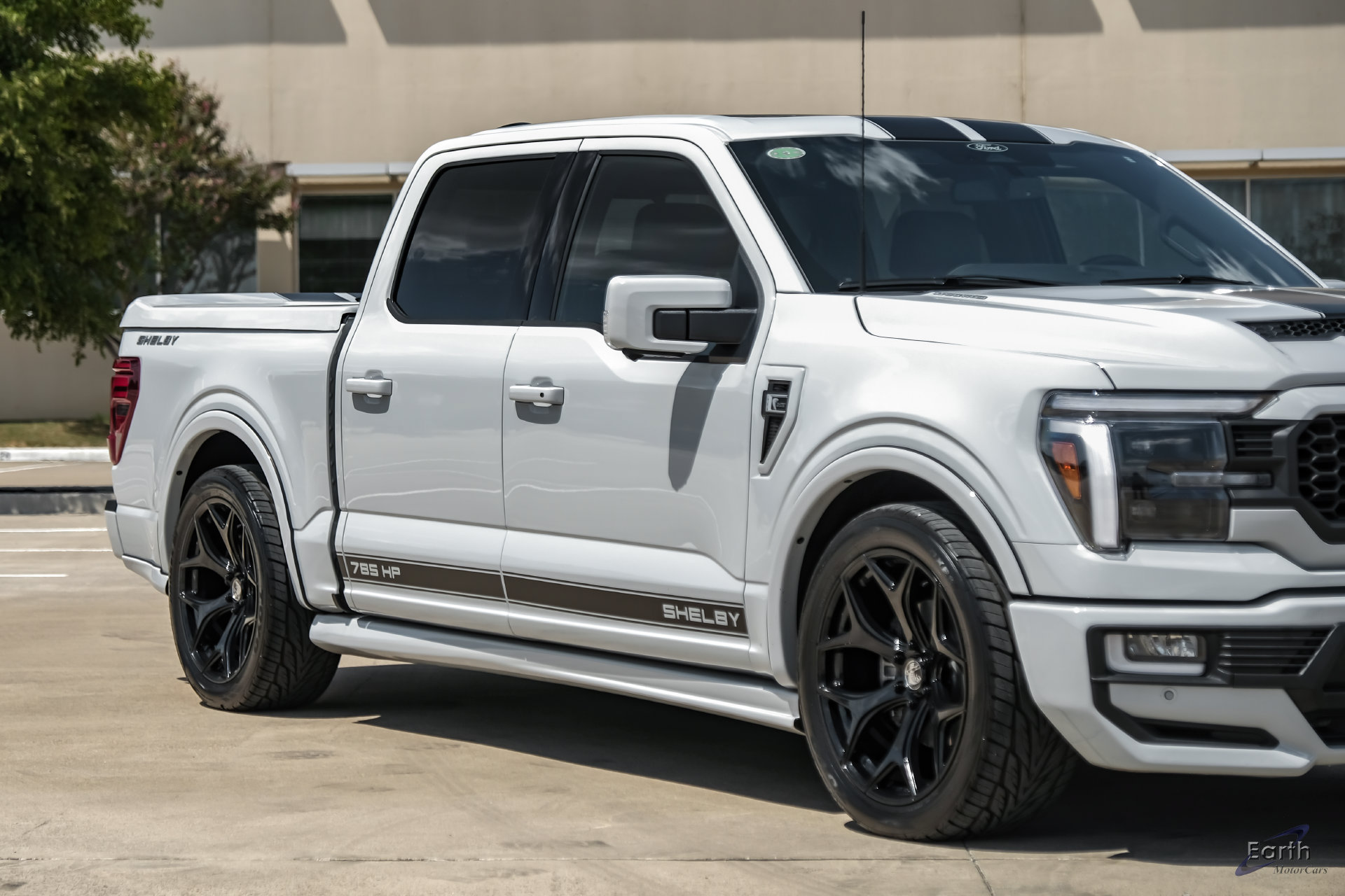 Used 2025 Ford F150 Lariat w/ Equipment Group 502A High AWD/4WD image 25
