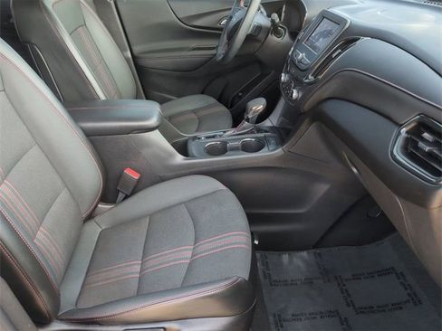 Certified 2023 Chevrolet Equinox RS image 26
