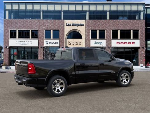 New 2026 RAM 1500 Big Horn AWD/4WD image 4