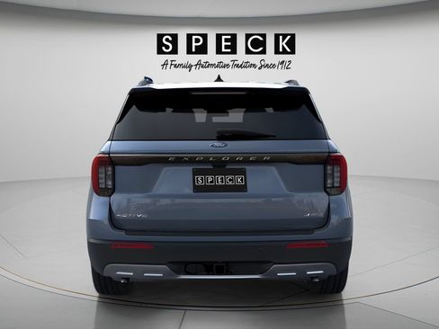 New 2026 Ford Explorer Active w/ Active Comfort Package AWD/4WD image 4