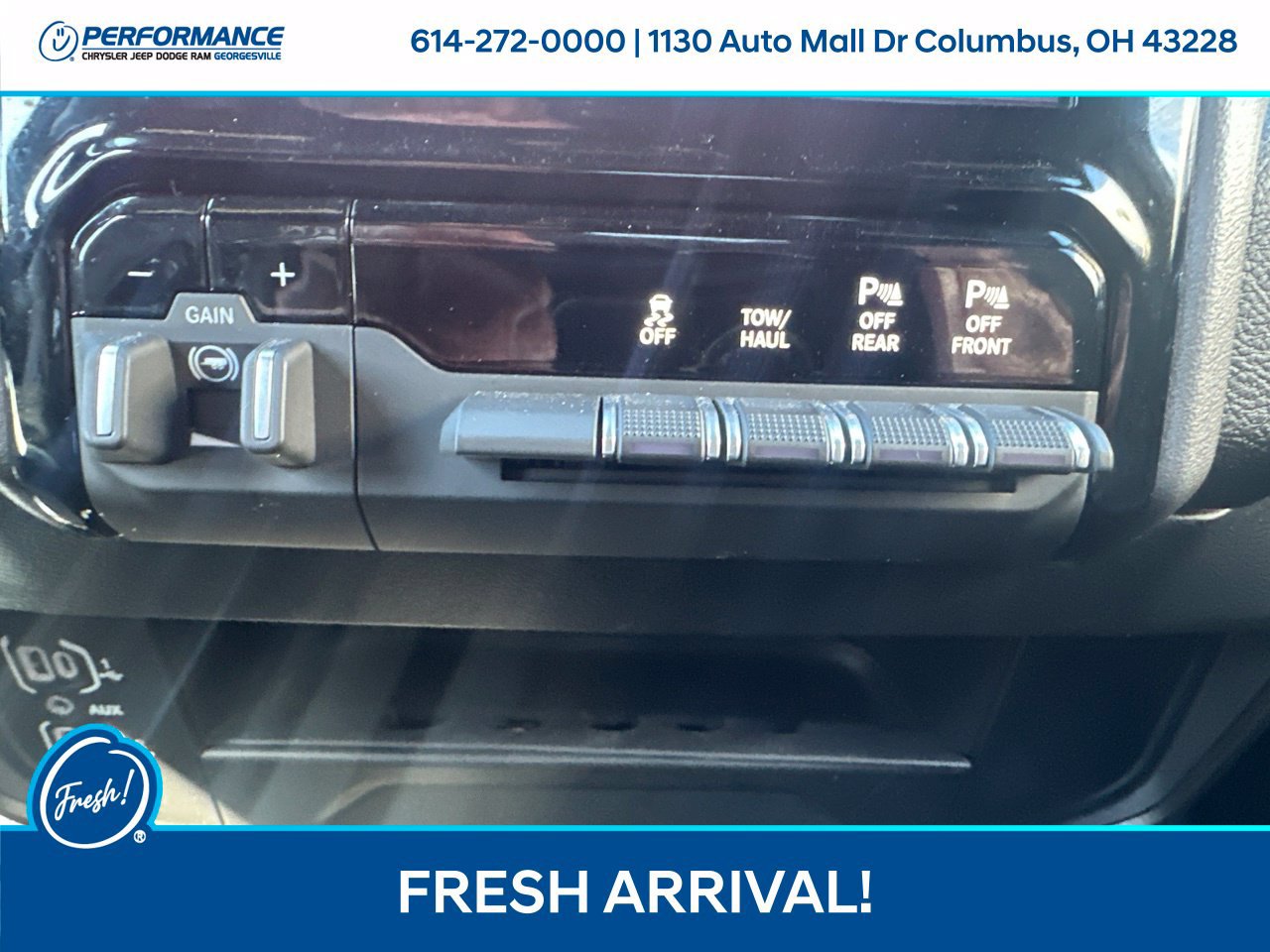 Used 2025 RAM 2500 Big Horn AWD/4WD image 24