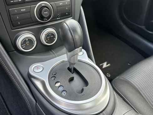 Used 2013 Nissan 370Z Coupe image 23