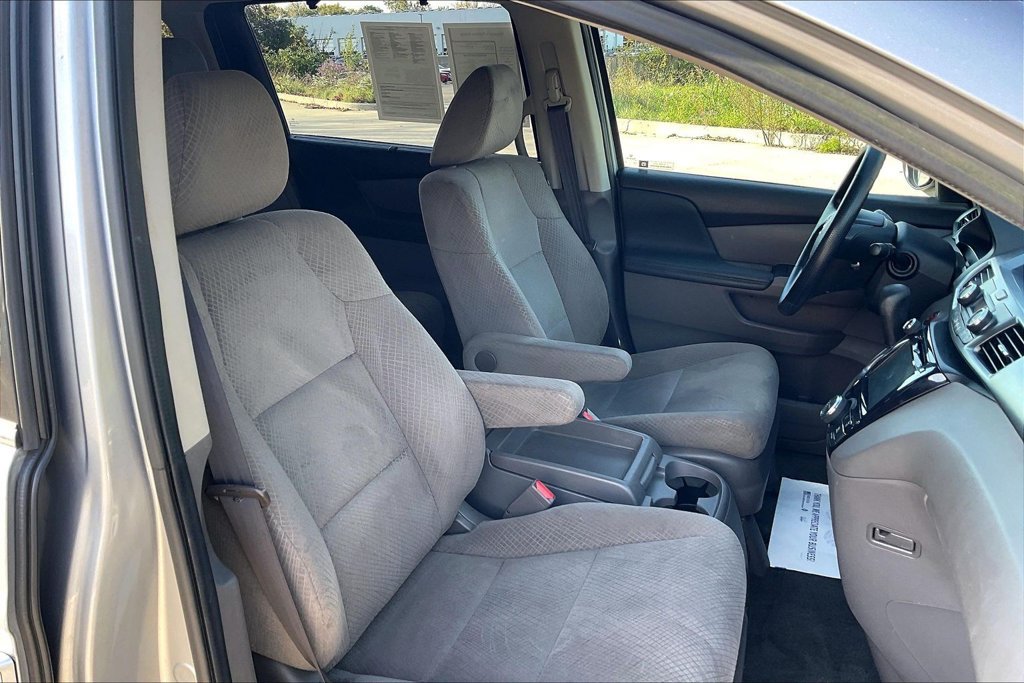 Used 2016 Honda Odyssey EX image 7