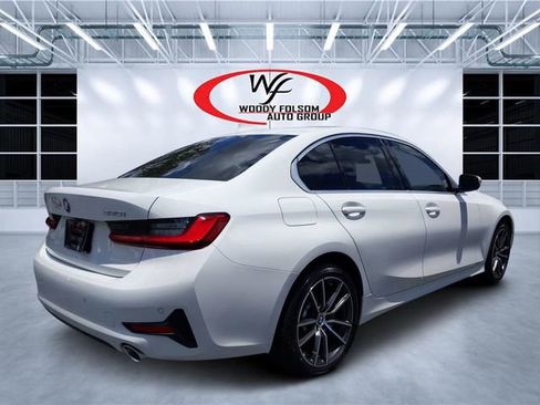 Used 2020 BMW 330i xDrive Sedan w/ Premium Package AWD/4WD image 3