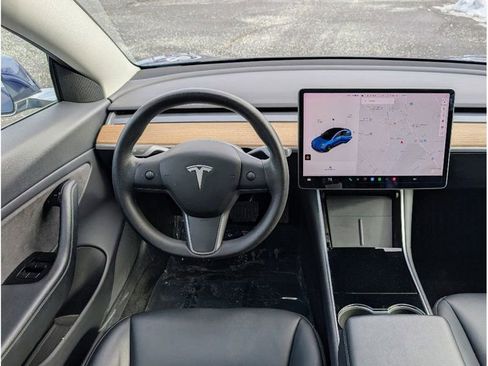Used 2020 Tesla Model 3 Long Range image 25