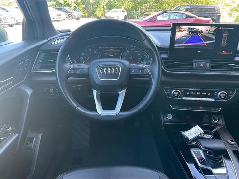 Used 2023 Audi Q5 2.0T Premium w/ Convenience Package AWD/4WD image 17