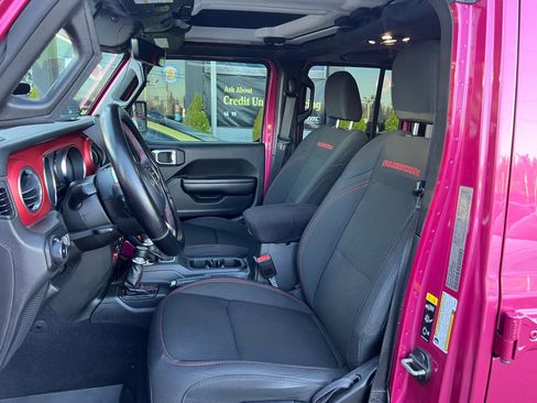 Used 2021 Jeep Wrangler Unlimited Rubicon w/ Xtreme Recon 35" Tire Package image 21