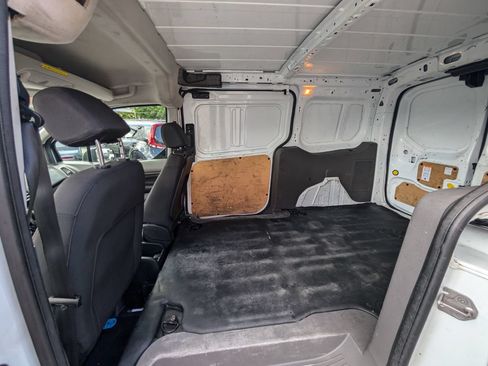 Used 2023 Ford Transit Connect XL FWD image 17