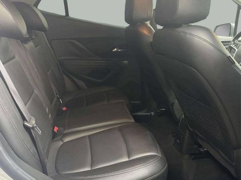 Used 2017 Buick Encore Essence FWD image 8