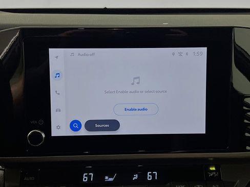 Used 2025 Toyota Camry LE w/ Convenience Package image 27