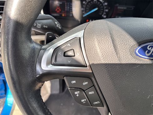 Used 2019 Ford Fusion SEL image 38