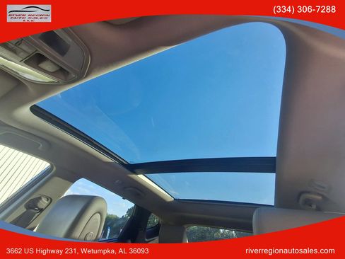 Used 2017 Hyundai Santa Fe Sport w/ 2.0T Ultimate Tech Package 05 AWD/4WD image 11