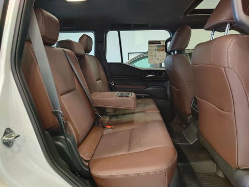 Used 2025 Toyota Land Cruiser w/ Premium Package image 20