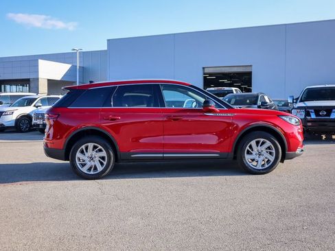 Used 2022 Lincoln Corsair FWD image 4