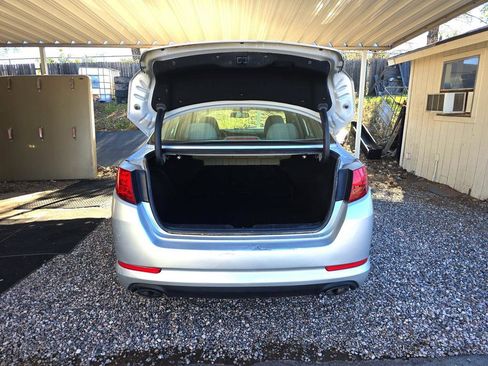 Used 2013 Kia Optima LX image 32