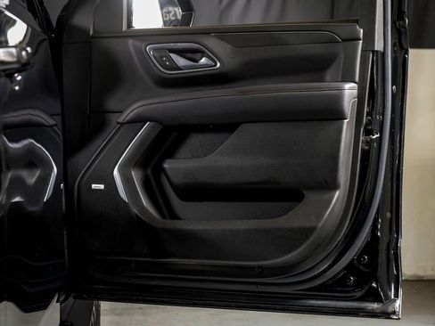 Used 2021 GMC Yukon XL AT4 w/ Rear Media and Nav Package image 39