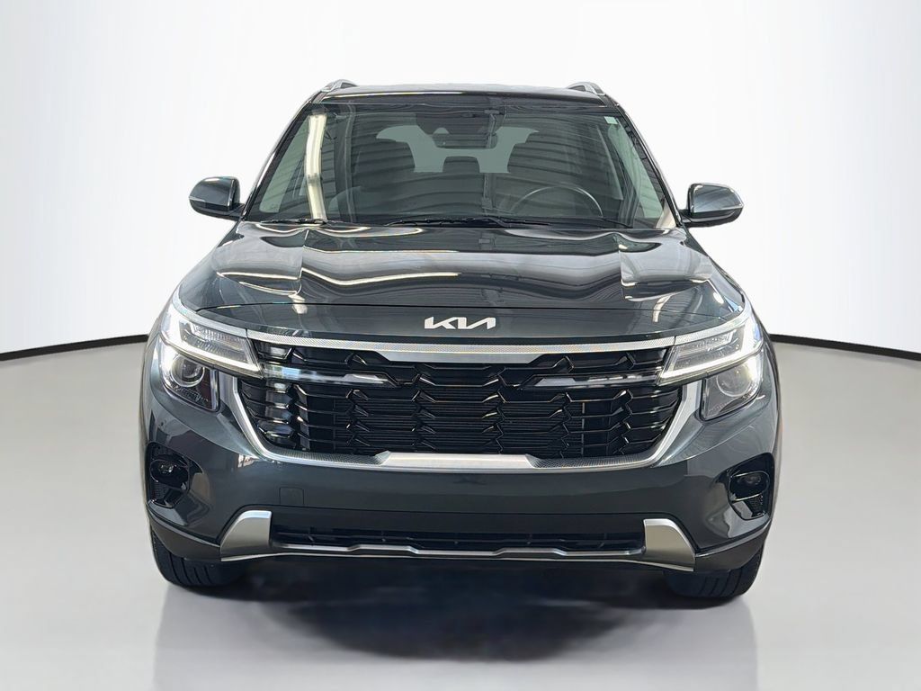 Used 2024 Kia Seltos S AWD/4WD image 2