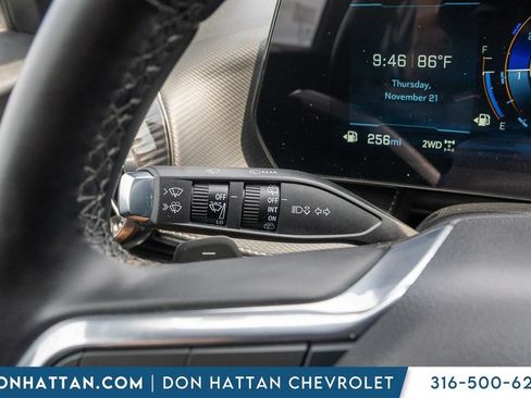 Used 2025 Chevrolet Equinox LT AWD/4WD image 11