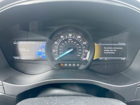 Used 2018 Ford Fusion SE w/ Equipment Group 201A image 4