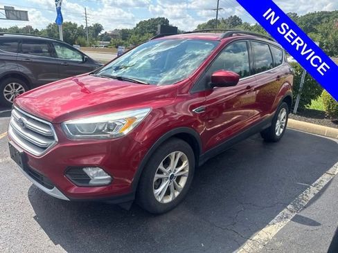 Used 2018 Ford Escape SEL AWD/4WD image 3