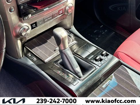 Used 2020 Lexus GX 460 Premium w/ Premium Package image 29