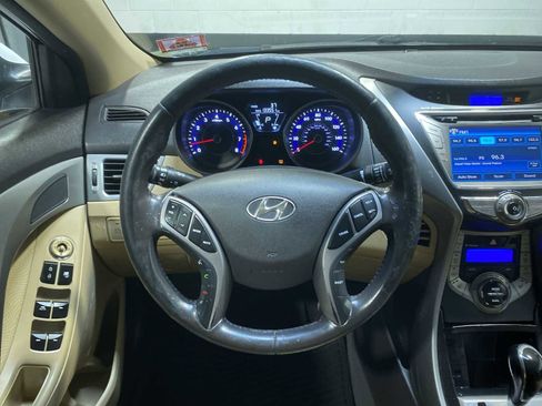 Used 2013 Hyundai Elantra Limited w/ Technology Pkg image 15