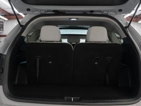 Used 2024 Kia Sorento S w/ Panoramic Sunroof Package FWD image 27