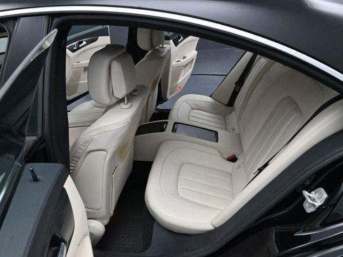 Used 2016 Mercedes-Benz CLS 550 4MATIC image 32